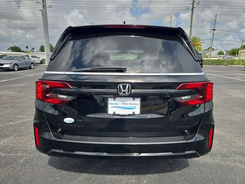 New 2026 Honda Odyssey Sport-L image 5