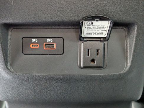 Used 2025 Nissan Frontier PRO-4X w/ Pro Convenience Package image 30