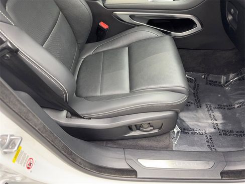 Used 2024 Jaguar F-PACE R-Dynamic S image 43