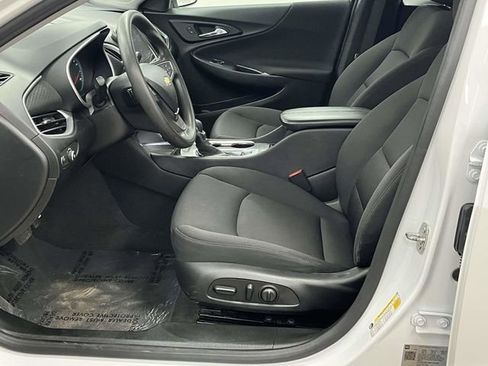 Used 2024 Chevrolet Malibu LT FWD image 16