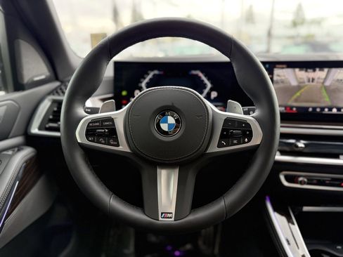 Used 2026 BMW X5 xDrive40i w/ M Sport Package image 20