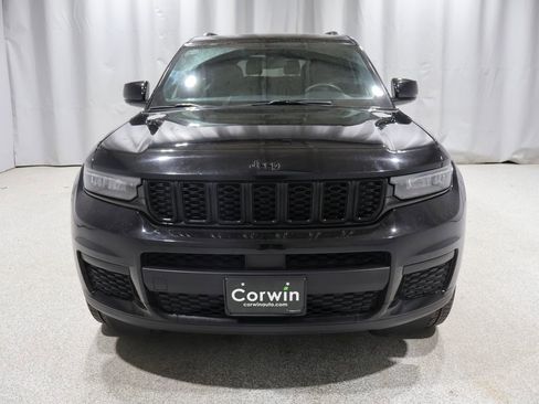 Used 2024 Jeep Grand Cherokee L Laredo AWD/4WD image 8