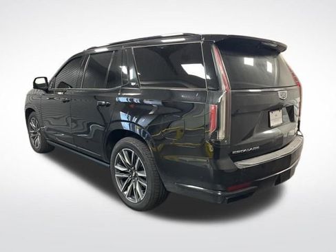 Used 2022 Cadillac Escalade Sport Platinum image 3