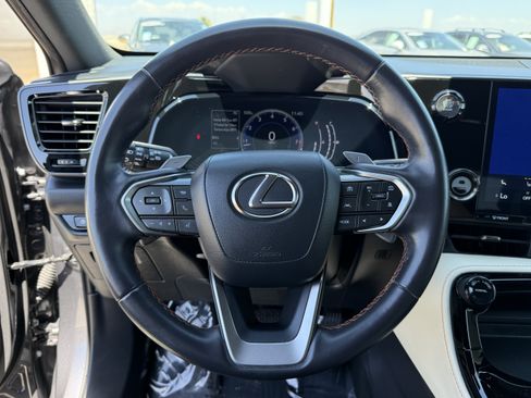 Certified 2024 Lexus NX 250 FWD w/ Towing Package (2000 Lbs) image 21
