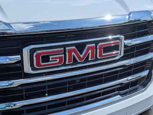 Used 2025 GMC Yukon Elevation w/ Technology Package image 5