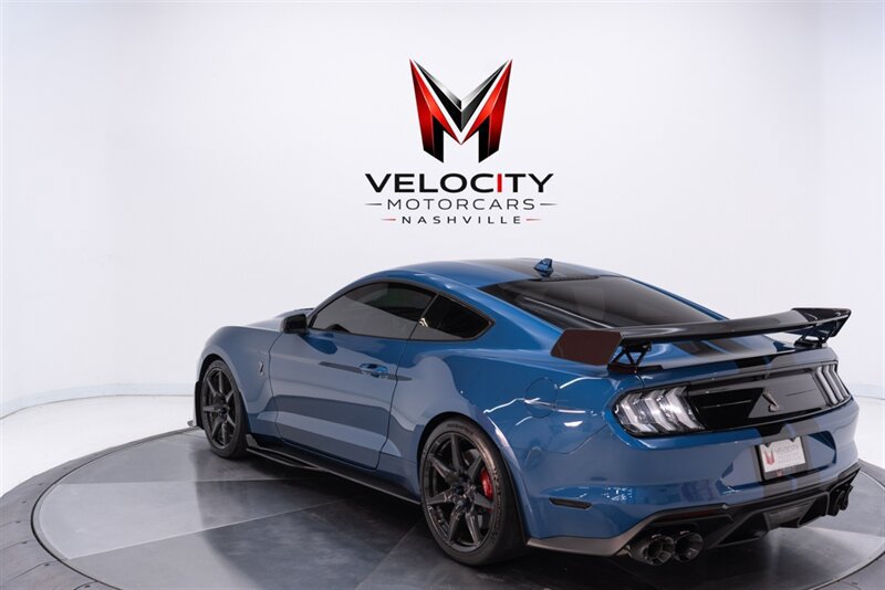 Used 2021 Ford Mustang Shelby GT500 w/ Carbon Fiber Track Pack RWD image 16