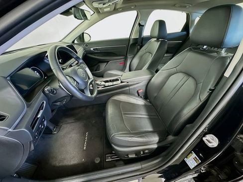 Used 2023 Hyundai Sonata Limited image 12