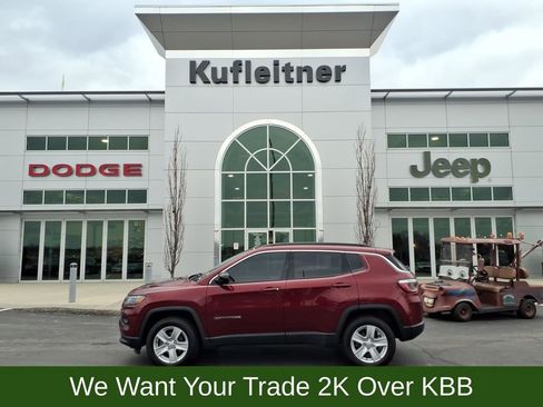 Used 2022 Jeep Compass Latitude w/ Convenience Group image 1