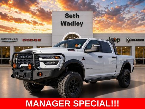 New 2025 RAM 2500 Big Horn AWD/4WD image 3
