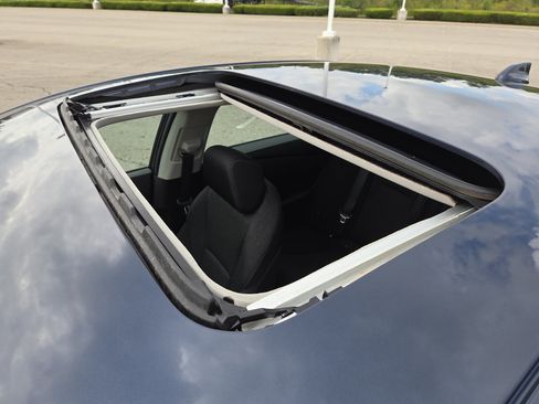 Used 2024 Honda Accord EX image 3