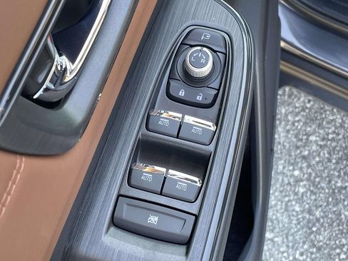 Certified 2026 Subaru Outback Touring AWD/4WD image 6