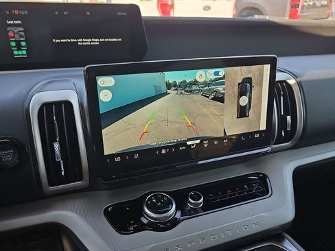 New 2025 Ford Expedition Active image 24