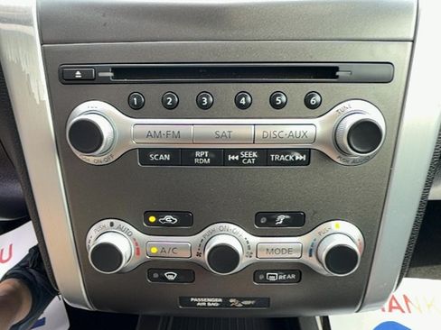 Used 2012 Nissan Murano LE w/ Platinum Pkg AWD/4WD image 9