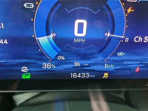 Used 2024 Chevrolet Blazer EV LT image 39