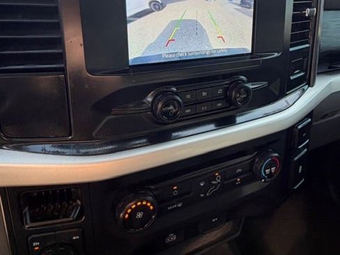 Used 2021 Ford F150 XLT image 14