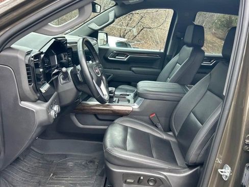 Used 2023 GMC Sierra 1500 Elevation w/ Elevation Premium Package image 5
