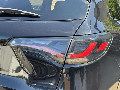 Used 2024 Honda HR-V EX-L image 10