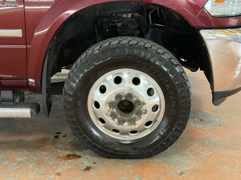 Used 2017 RAM 3500 Laramie image 8