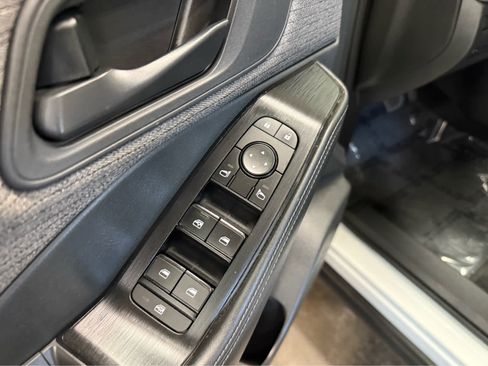 Used 2021 Nissan Rogue S AWD/4WD image 18
