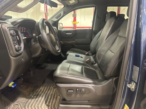 Used 2019 Chevrolet Silverado 1500 LT w/ All-Star Edition RWD image 3