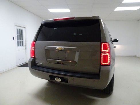 Used 2017 Chevrolet Tahoe LS RWD image 10