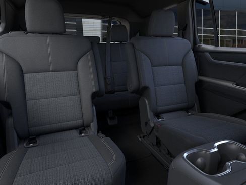 New 2025 GMC Acadia Elevation image 17