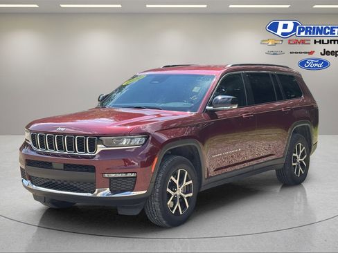 Used 2024 Jeep Grand Cherokee L Limited image 3