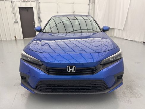 Used 2022 Honda Civic EX image 2