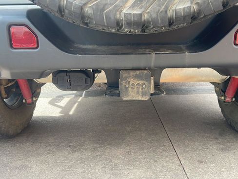 Used 2023 Jeep Wrangler Unlimited Rubicon image 13