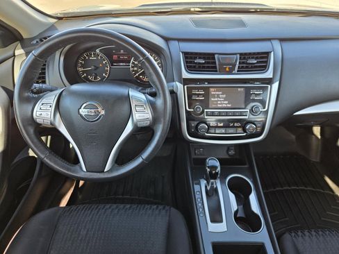 Used 2018 Nissan Altima 2.5 SV image 8