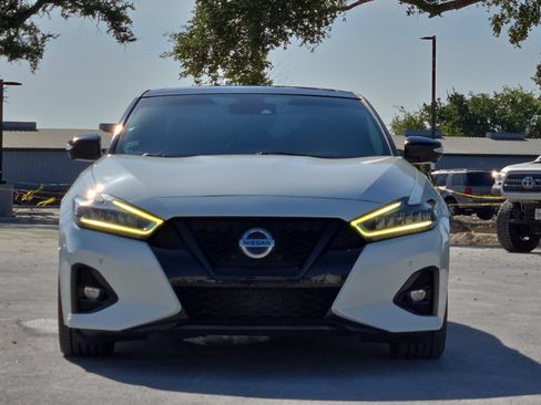Used 2021 Nissan Maxima SR w/ Sport Mat Group FWD image 8