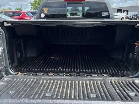 Used 2017 GMC Canyon SLE w/ SLE Convenience Package AWD/4WD image 31