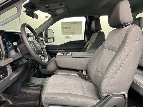 New 2026 Ford F250 XL w/ XL Chrome Package AWD/4WD image 27