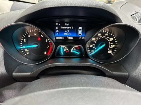 Used 2019 Ford Escape SE AWD/4WD image 16