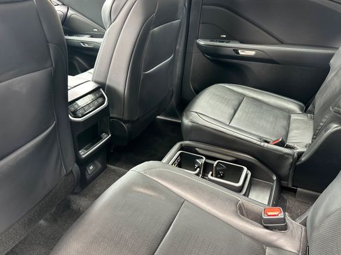 Used 2025 Lexus TX 500h AWD w/ Technology Package image 25