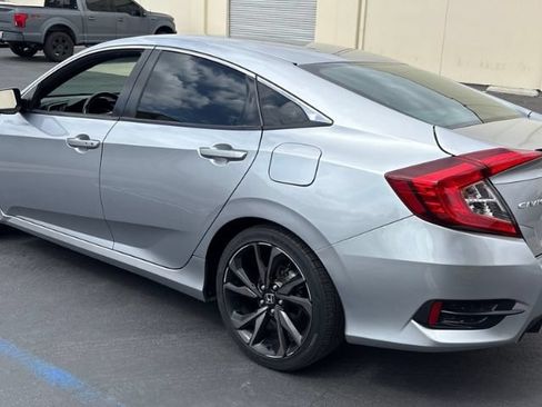 Used 2020 Honda Civic Sport image 5