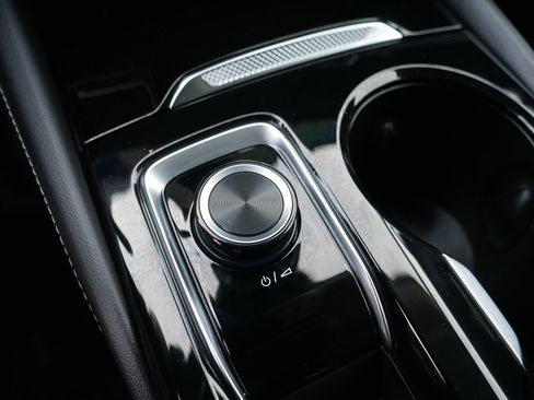 Used 2025 Buick Envision Preferred image 31