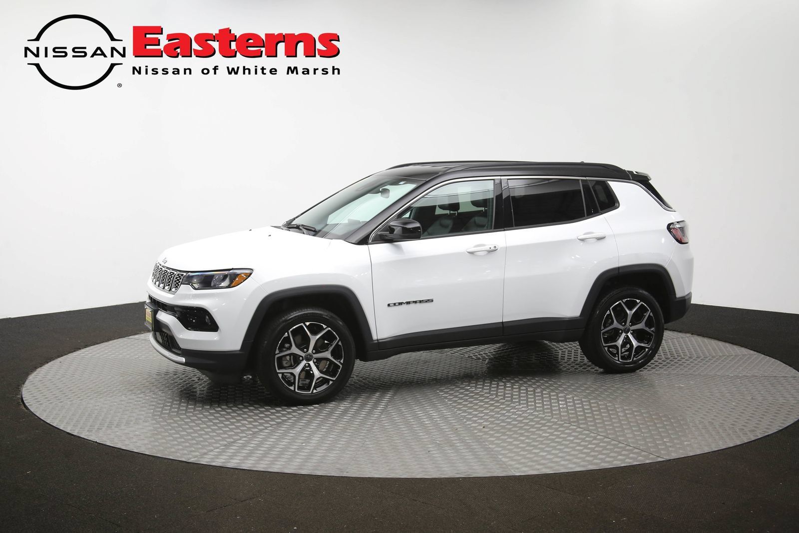 Used 2025 Jeep Compass Limited AWD/4WD image 56