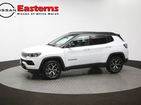 Used 2025 Jeep Compass Limited AWD/4WD image 56