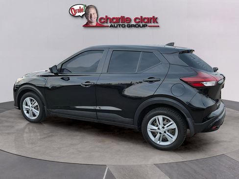 Used 2024 Nissan Kicks S image 4