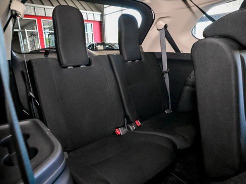 Used 2014 Mitsubishi Outlander SE AWD/4WD image 23