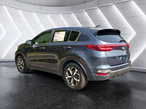 Used 2020 Kia Sportage LX w/ LX Popular Package FWD image 3