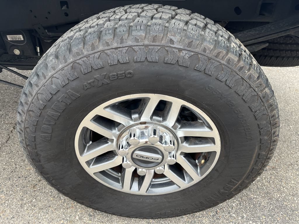 Used 2019 Ford F250 Lariat w/ Lariat Value Package AWD/4WD image 16