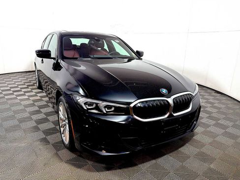 Certified 2024 BMW 330i xDrive Sedan w/ Convenience Package AWD/4WD image 2