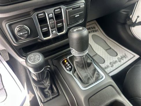 Used 2025 Jeep Wrangler Sahara w/ Safety Group image 42