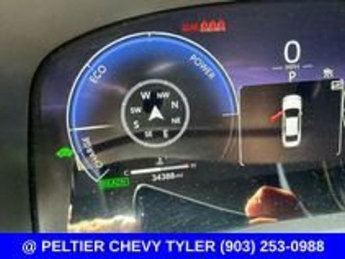 Used 2025 Toyota Camry XSE FWD image 20