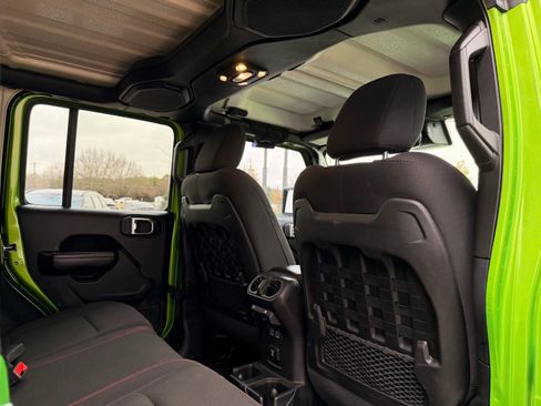 Used 2019 Jeep Wrangler Unlimited Rubicon image 29