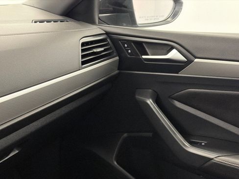 Used 2023 Volkswagen Jetta Sport image 28