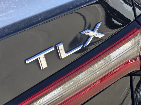 Used 2023 Acura TLX image 19