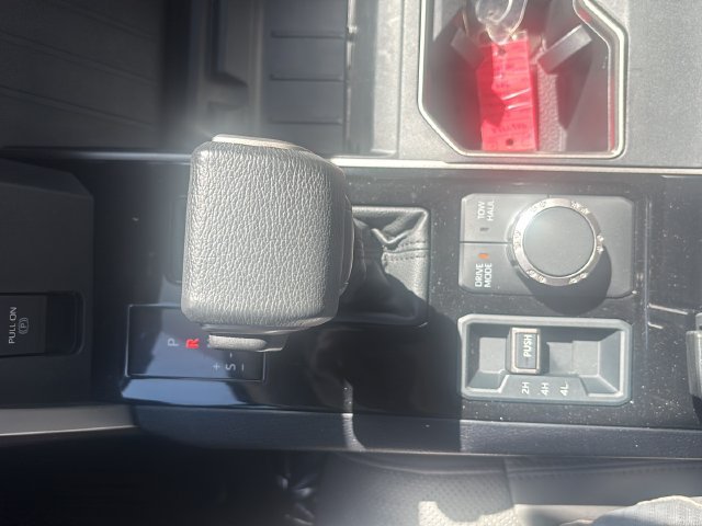 Used 2024 Toyota Tundra SR5 AWD/4WD image 27